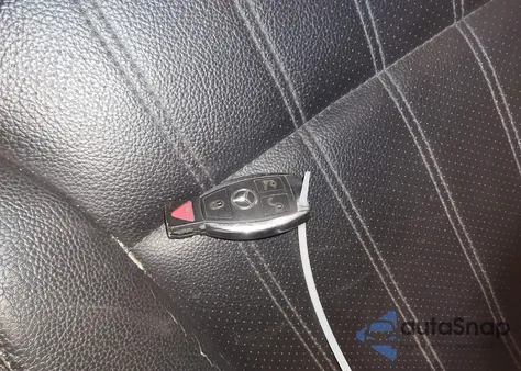 2013 Mercedes-Benz Gl 450 4Matic z USA, uszkodzony, nr VIN 4JGDF7CE0DA199708